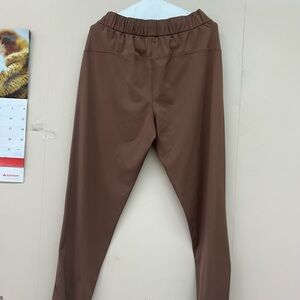 Brown Elastic Waist Pants size m